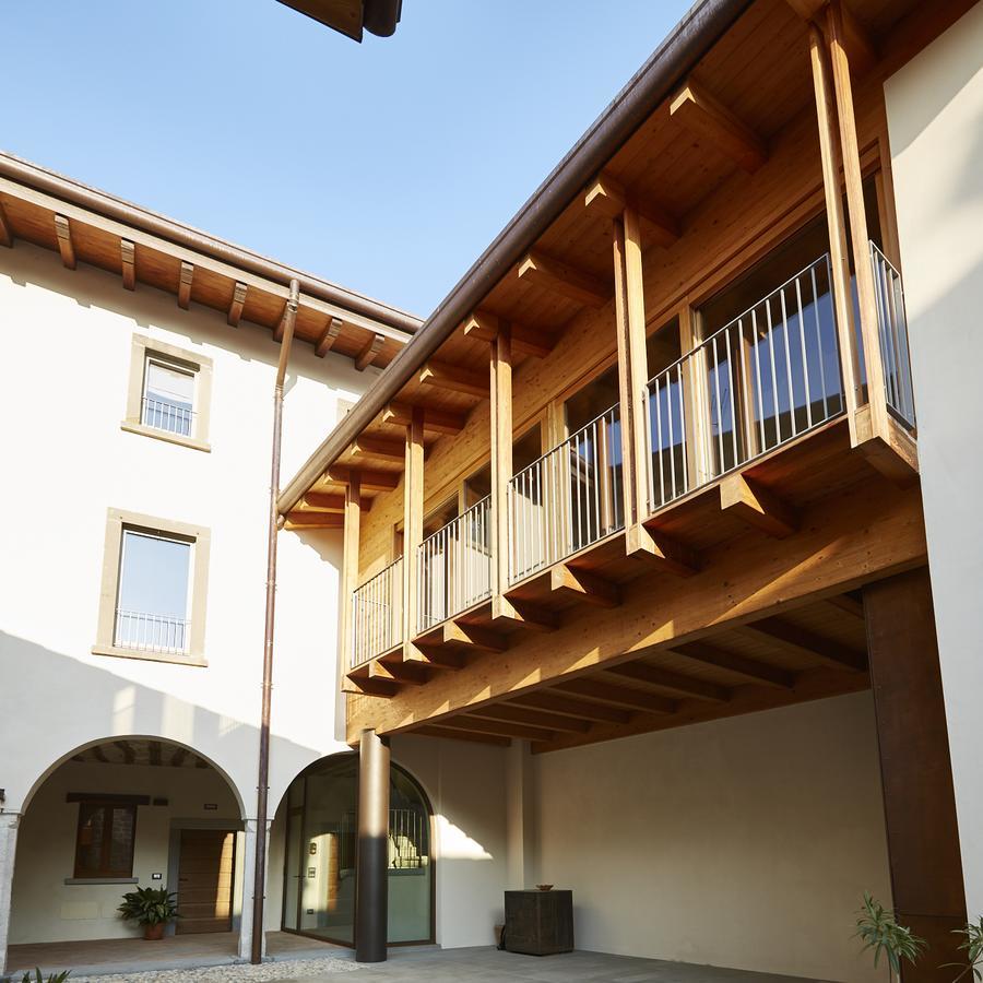 Palazzo Eleonora Panzió Monasterolo del Castello Kültér fotó